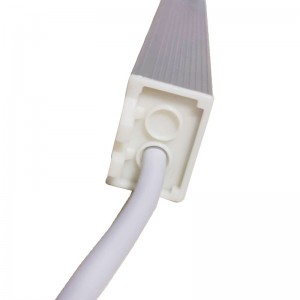 Installation intérieure et extérieure de l 'usine d' alimentation