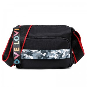 Fabricant en gros 2020 NOUVEAU Mode Femmes Sac carré Sac carré Nylon Zipper Mobile Téléphone mobile Sac de croix diagonale à l\'épaule Personnaliser