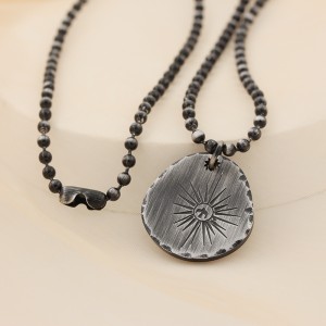 Collier noir antique pendentif étoile brillante collier rond en acier inoxydable