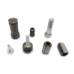 Pièces d\'attache automobiles moulées à froid pièces métalliques de châssis automobiles moulées à froid sur mesure