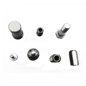 Pièces d\'attache automobiles moulées à froid pièces métalliques de châssis automobiles moulées à froid sur mesure