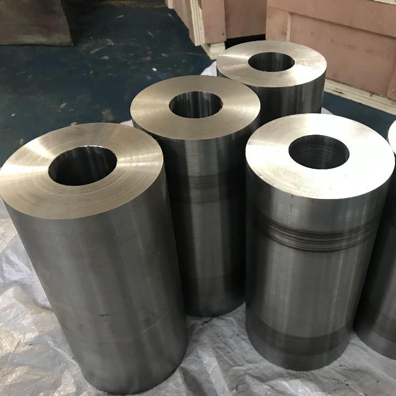 Géométrie de rappel et d\'efficacité du processus de remélage de surface appliqué aux coulées d\'alliage de cobalt (2)