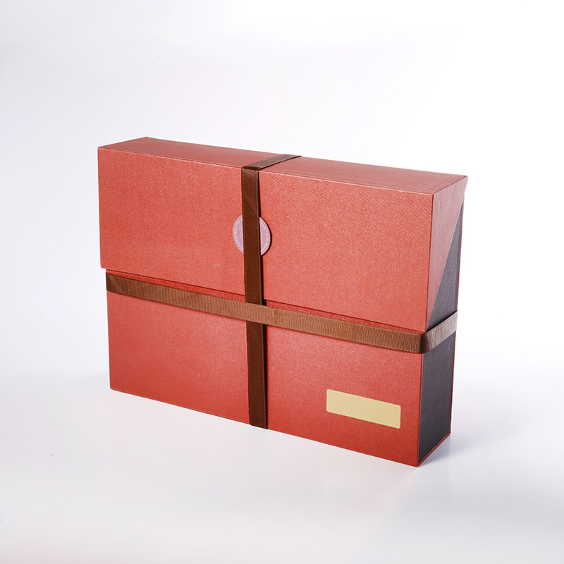 Custom Carré Square Square Square Papier magnétique rouge double couche ouverte Boîtes d'emballage avec ruban