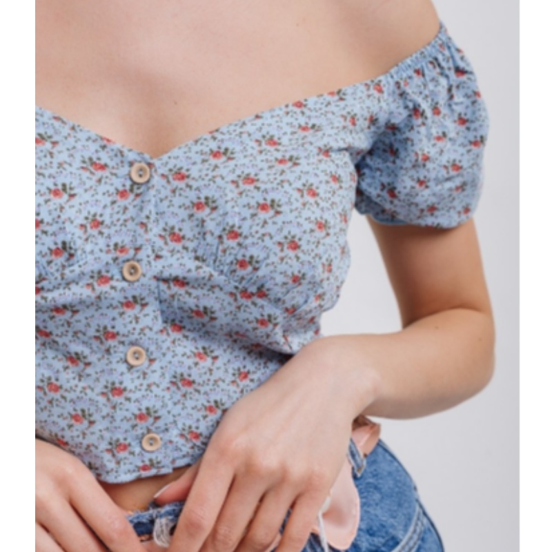 Chemise d'été courte de fleurs bleus hors-la-épaule