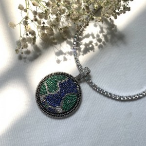 Nouveau Pendentif Terre Rotatif Terre Terre Diamant NOUVEAU Collier de sangle longue du téléphone portable indien