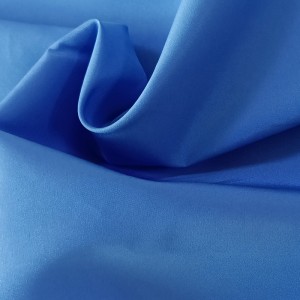 tissu teinté recyclé