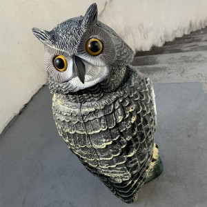 Tête rotative en plastique Simulé hibou de chasse ornementale de chasse en plein air de décoration de la pelouse de la pelouse à la pelouse de la décoration des oiseaux d\'oiseau peste antiparasitaire Protecteur de jardin