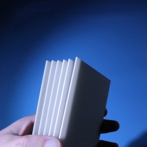 Substrat de céramique ennitrure d\'aluminium