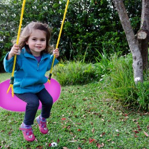 Swing LED extérieur brillant rond coloré de couleur suspendue à changement de meuble LED Swing