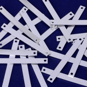 Bijoux d\'estampage en métal