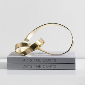 Bande de Möbius d\'or