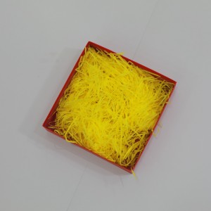 Papier râpé à la gaieté de remplissage jaune