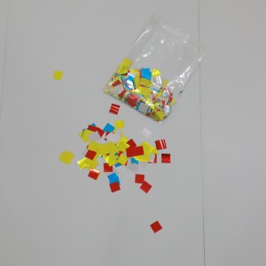 Cercles de confettis en papier de soie