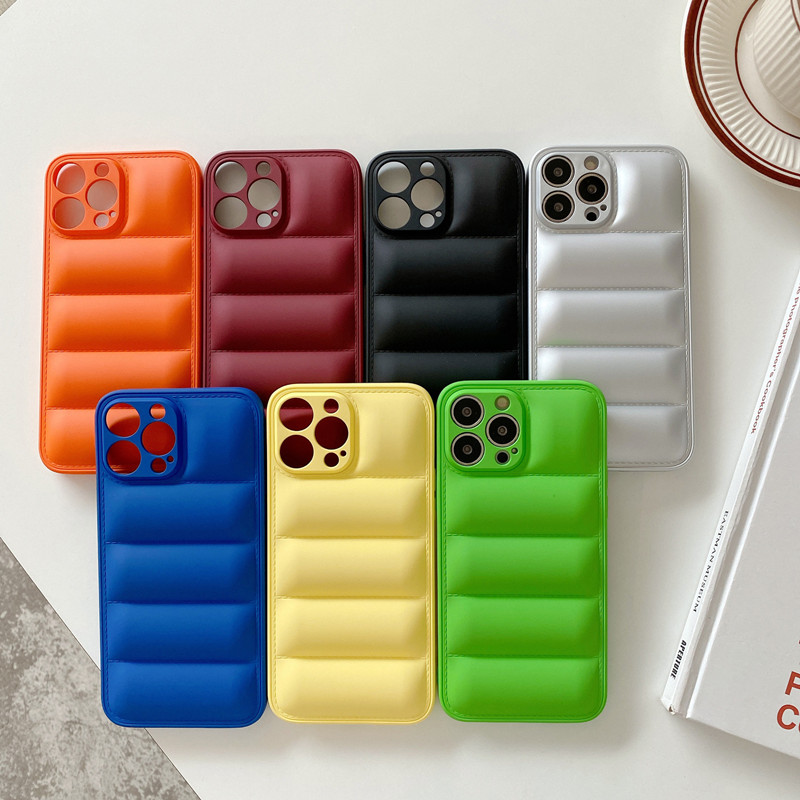 Lenouveau produit convient au boîtier de téléphone mobile de couleur solide Apple iPhone14 de la veste à la veste, mise àniveau de l'objectif anti-rayures, couverture de protection anti-collision
