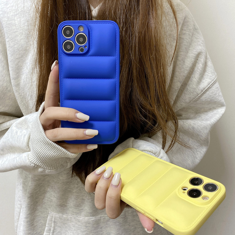 Lenouveau produit convient au boîtier de téléphone mobile de couleur solide Apple iPhone14 de la veste à la veste, mise àniveau de l'objectif anti-rayures, couverture de protection anti-collision