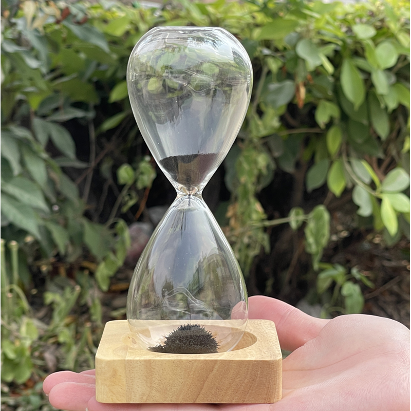 Amazon Hot Deals Glass Blown-Blown Creative Souvenir Cadeaux 15/30MINUTE MAGNETINE SAND TIMER SHOGLASS avec base en bois