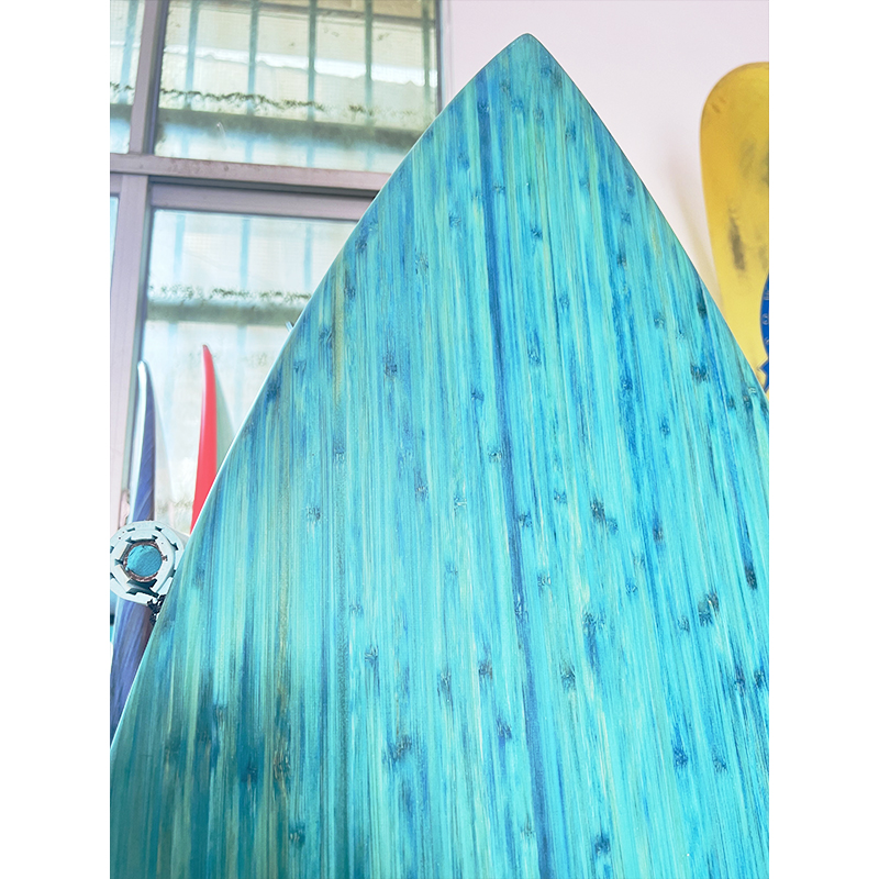 Planches de surf en placage en bois complet en résine teintée de teintez des planches de surf