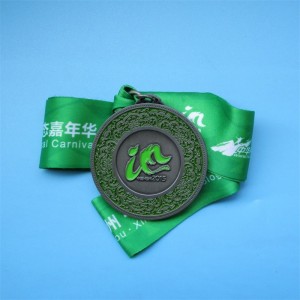 Les médailles sportent des médailles en métal antique