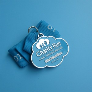 Médaillons douces sur le médaillon personnalisé en métal plaqué avec des rubans pour vendre