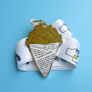 Médailles de métal scintillantes personnalisées Médaille sportive de course virtuelle