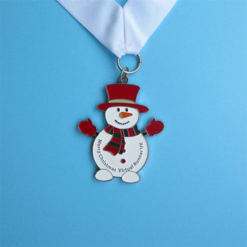 Conception professionnelle gratuite Metal Gift Snow Man Medallion Pendant Sport Médaille