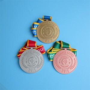 Médailles de récompense de logo personnalisées avec bronze en argent en or ruban Cycling Running Marathon Metal Sports Metal Médailles