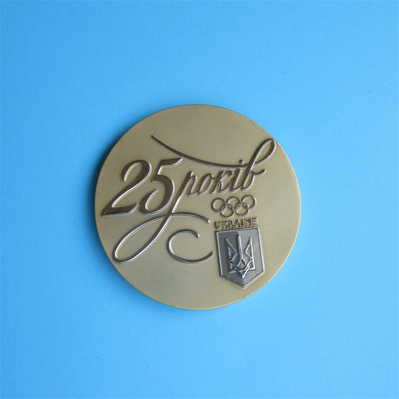 Médailles de récompense de logo personnalisées avec bronze en argent en or ruban Cycling Running Marathon Metal Sports Metal Médailles