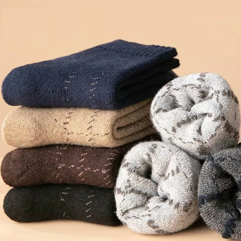 Logo personnalisé en gros épaisses confortables boucles de laine pour hommes unisexes chaussettes d'hiver