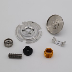 Composants d\'usinage CNC de précision personnalisés