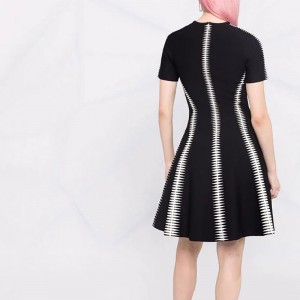 2022 OEM personnalisé&ODM Femme Robe de pull tricotée Luxury Femme \\\\ Sweater