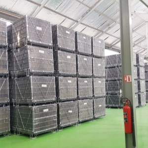 Cage de rangement d\'entrepôt