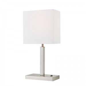 Lampe de bureau de suite hospitalière à la salle d\'hôtes