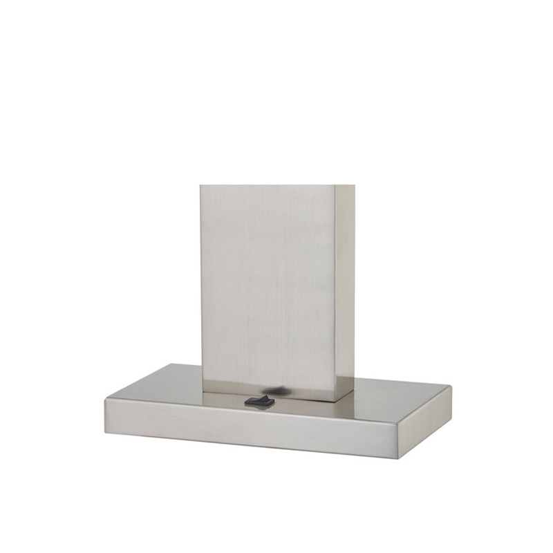 Lampe de table de la suite hospitalière à la salle d\'hôtes