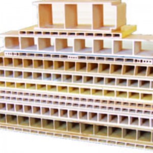 Moule d\'extrusion de porte large en plastique