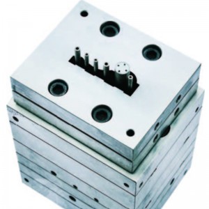 Moule d\'extrusion en plastique avec bord de fenêtre