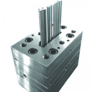 Moule d\'extrusion en plastique avec bord de fenêtre