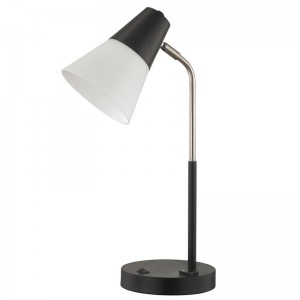 Lampe de bureau de Hampton Inn Hotel avec un interrupteur à rocker sur/off et un point de vente pratique à l\'hôtel salle