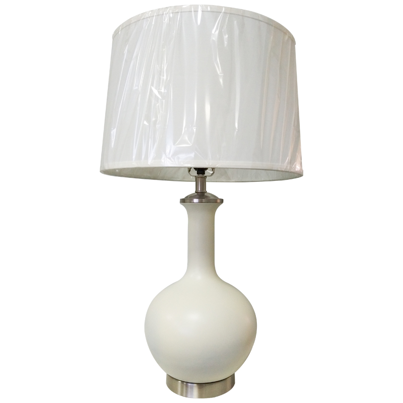 Homewood Suites Hotel Resin Table Lampe avec Ivory Crackle Resin Body à l\'hôtel salle