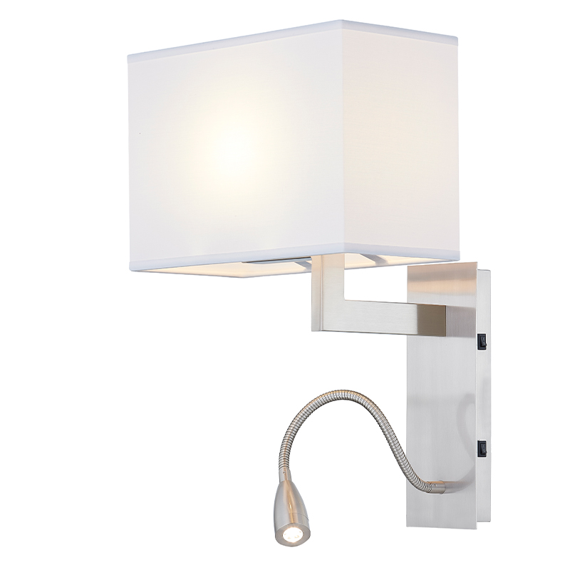Hospitality Hotel Hand Mur Wall Lampe avec finitionnickel brossée et ombre de tissu rectangulaire à l\'hôtel salle d\'hôtes typique