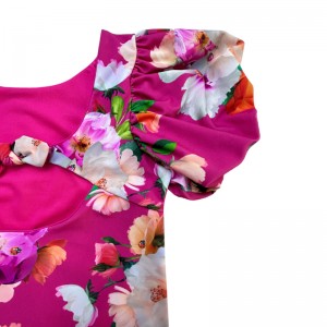 Lettre d\'impression florale à manches bouffantes de maillot de bain pour enfants