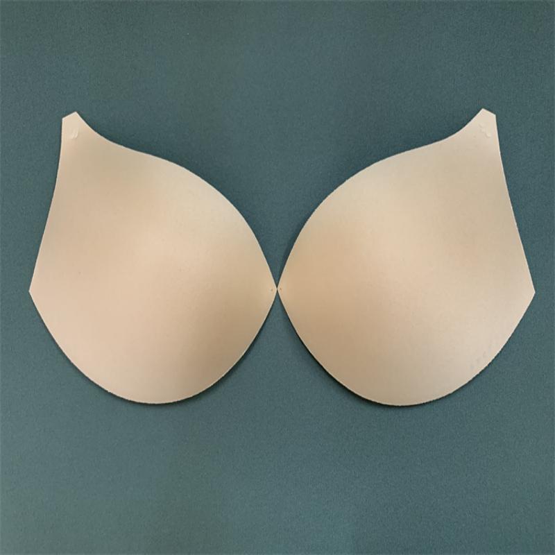 Bralette de luxe de lumière en soie opulente