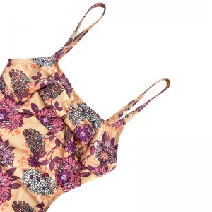 Le maillot de bain des enfants avec le dos licou imprimé évité