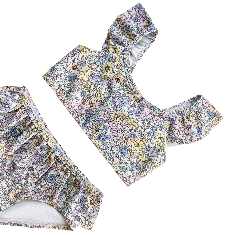 Swimsuit des enfants floraux à deux pièces à volants