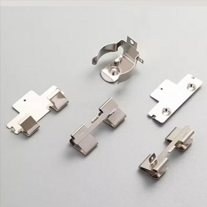 éclats de contact de batterie usine de fabrication de tôle en acier inoxydable personnalisée pièces d\'estampage en métal