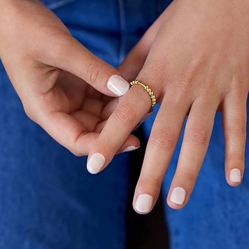 Or minimaliste 18K-Bague d'empilement perlé plaqué - élégant & Groupe de tous les jours polyvalent pour la superposition ou l'usure en solo