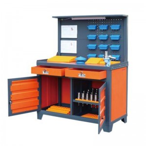 Lampe  - armoire à outils de style