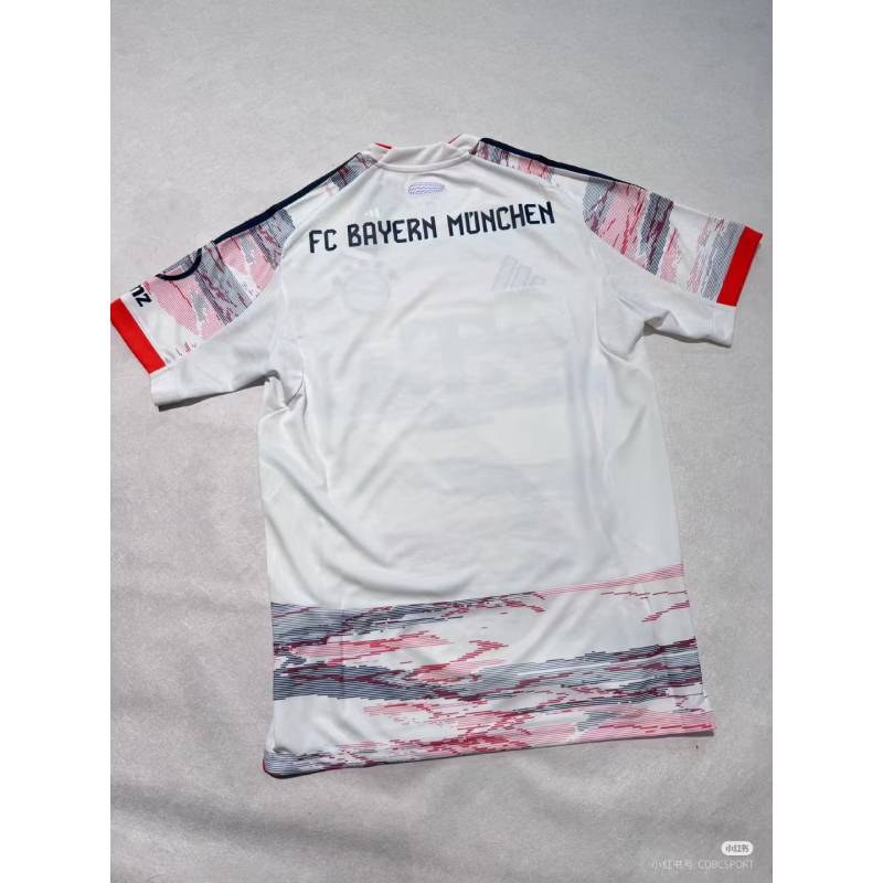 25/26 maillots du Bayern à l'extérieur dans lanouvelle saison de